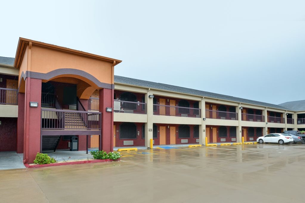Americas Best Value Inn & Suites San Benito Εξωτερικό φωτογραφία